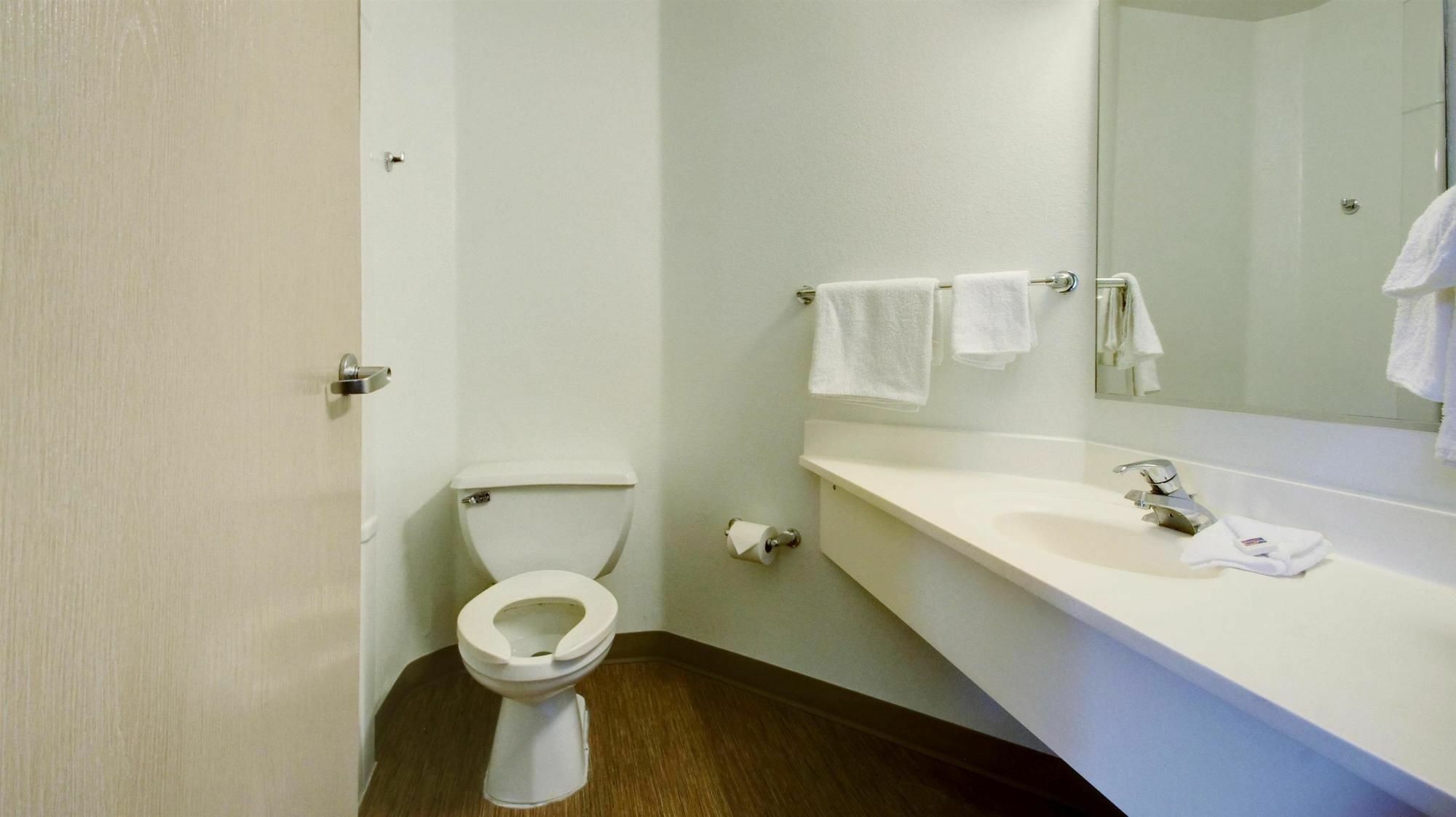 Motel 6 Lehi, Ut - Thanksgiving Point Bagian luar foto