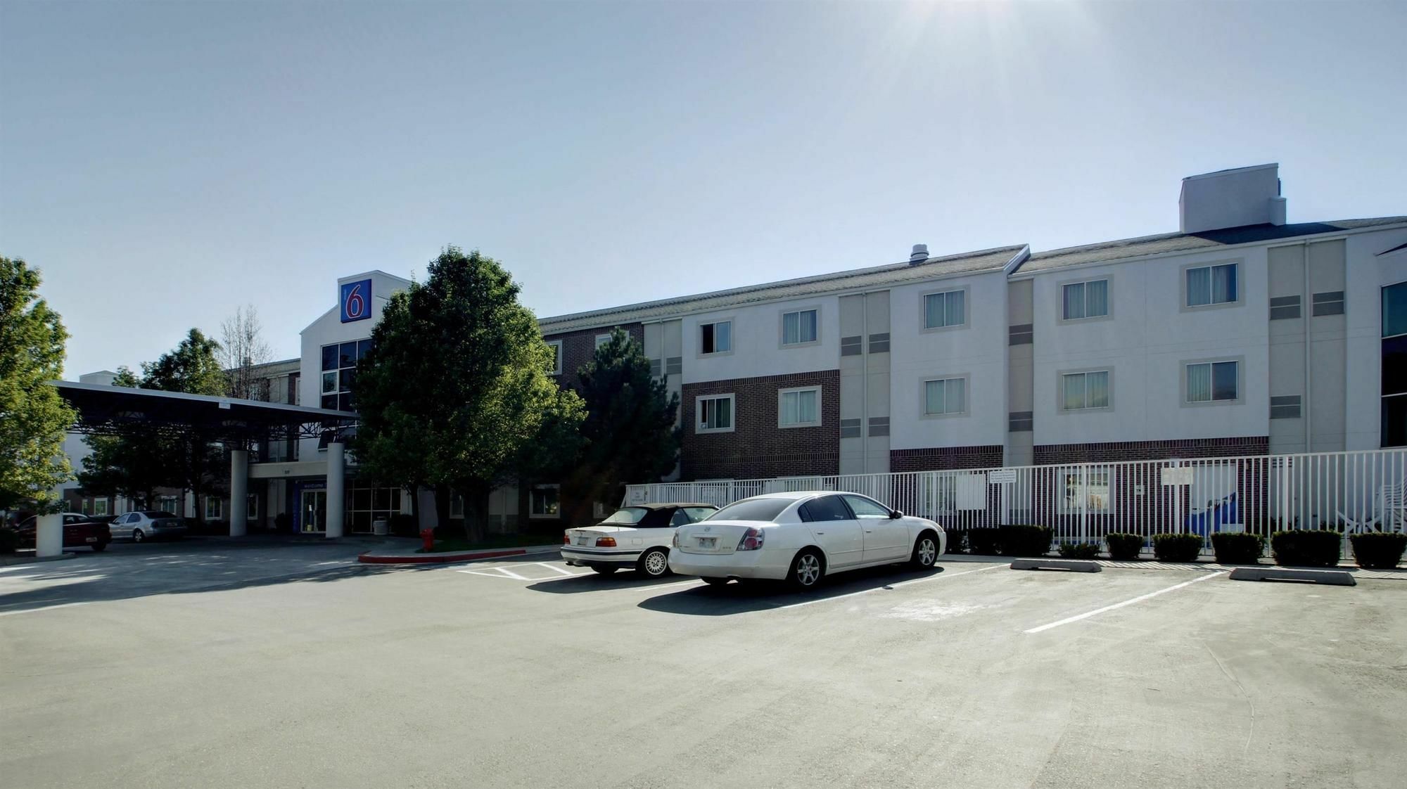 Motel 6 Lehi, Ut - Thanksgiving Point Bagian luar foto